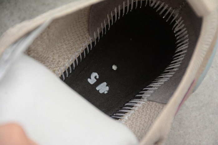 Nike Air VaporMax Flyknit 2.0 Particle Beige/Smokey Mauve  womens 942843-203